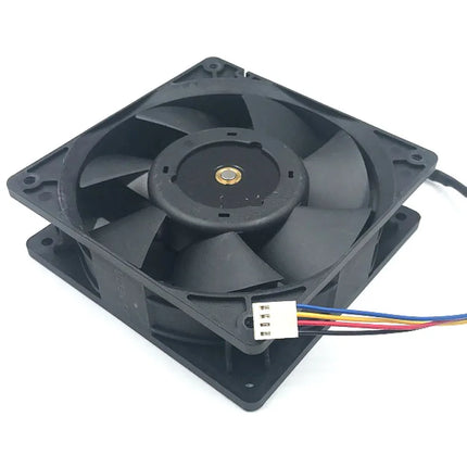 Delta PFC1212DE-F00 Lüfter – 120 mm | 12 V DC | 4-Pin PWM | High-Speed Industrie-server Fan