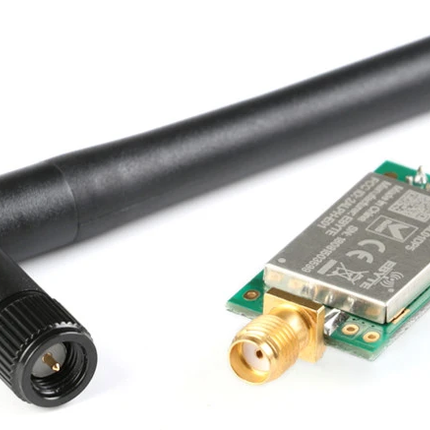 5 Km Reichweite NRF24L01P 2,4 GHz PA LNA 27dBm Drahtlose Modul SPI Antenne SMA-K